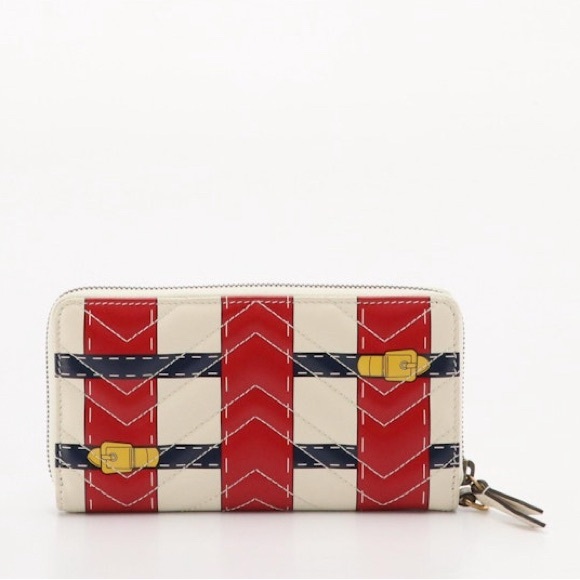 GUCCI GG Marmont Trompe-l'œil Clutch /Wristlet in Off-White Leather - Picture 2 of 9